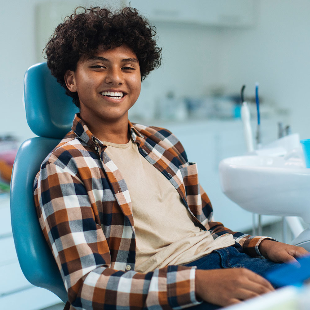 Emergency dentist patient near Montebello