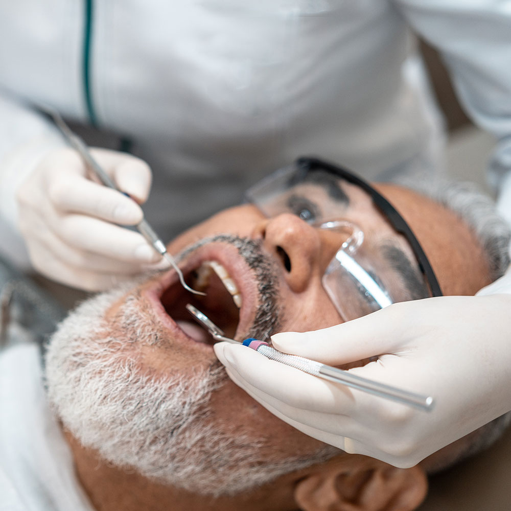 Emergency dentist patient near Paramount